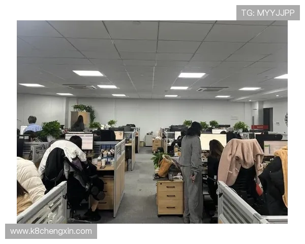 凯发娱乐正规网址专业客服团队，全天候在线为玩家解决各种游戏与账户问题